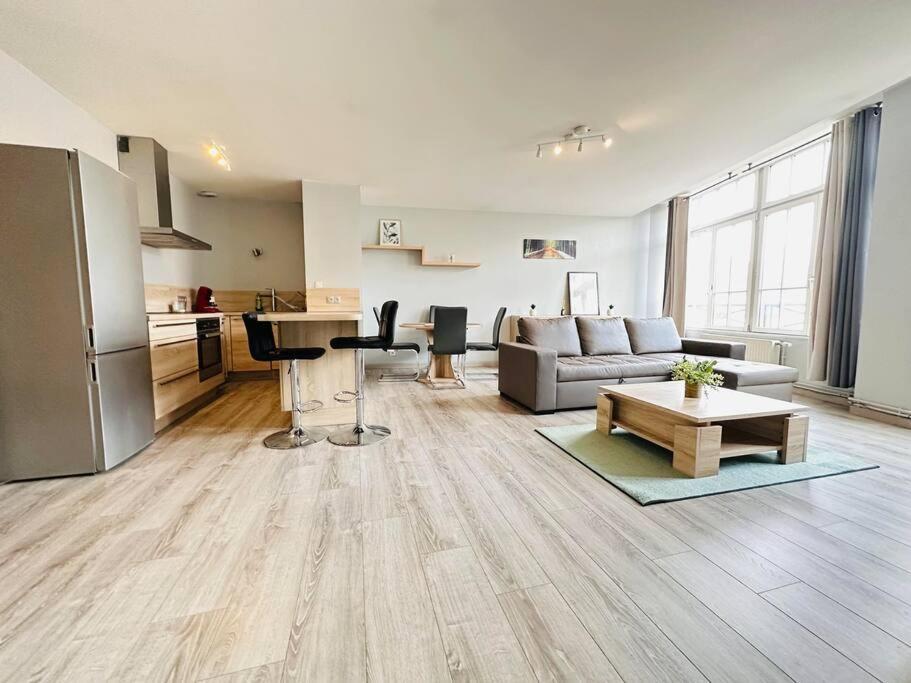 Ferienwohnung Au Coeur De Bruyeres Exterior foto